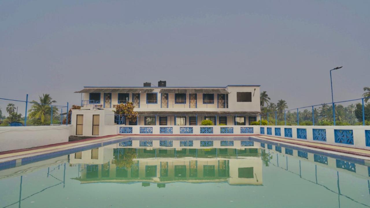 Santorini Vasai Resort Exterior photo