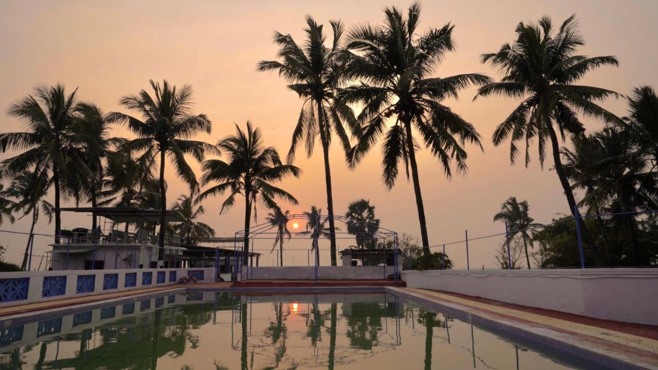 Santorini Vasai Resort Exterior photo
